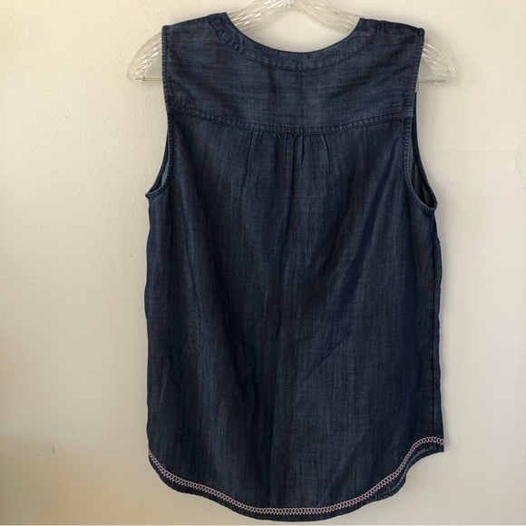J. Jill Denim Embroidered Sleeveless Top Sz S -EUC - Picture 3 of 9
